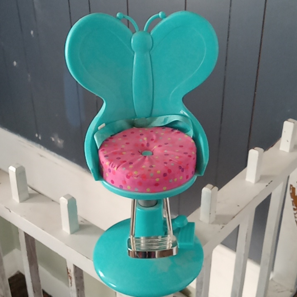 American Girl doll hairstylist chair